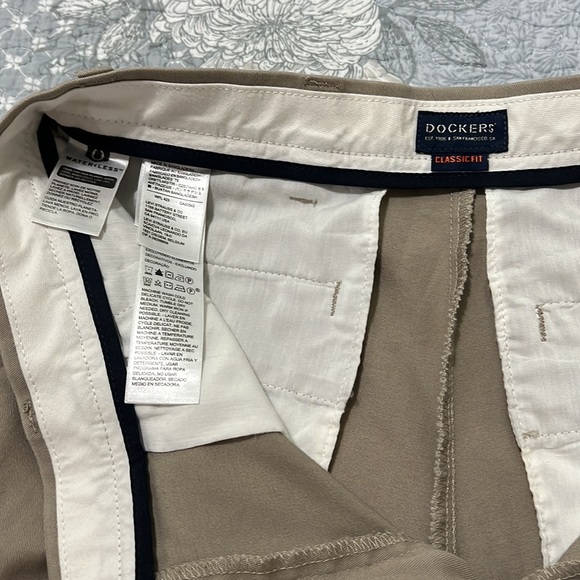 Dockers Dress Slacks - Picture 3 of 4